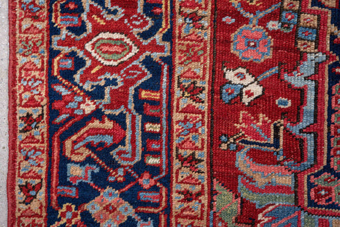 Vintage Heriz Area Rug (7' x 10')